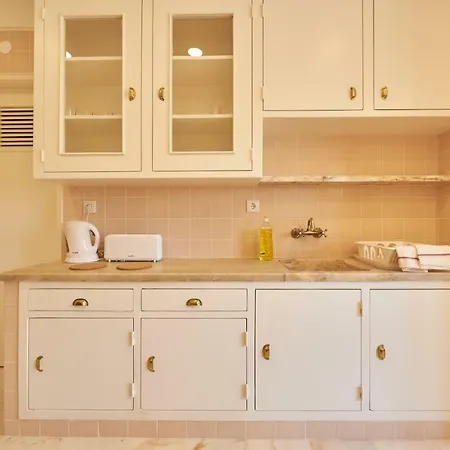 Campo Pequeno Prestige בית הארחה