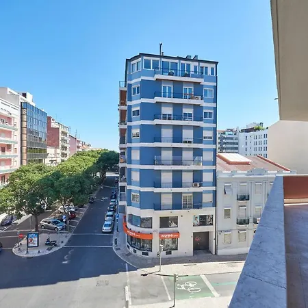 Pensión Campo Pequeno Prestige 3*