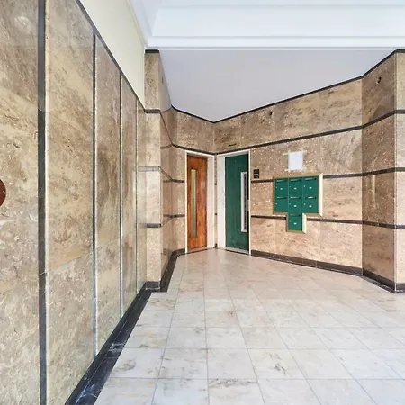 Campo Pequeno Prestige Πανσιόν Lisboa